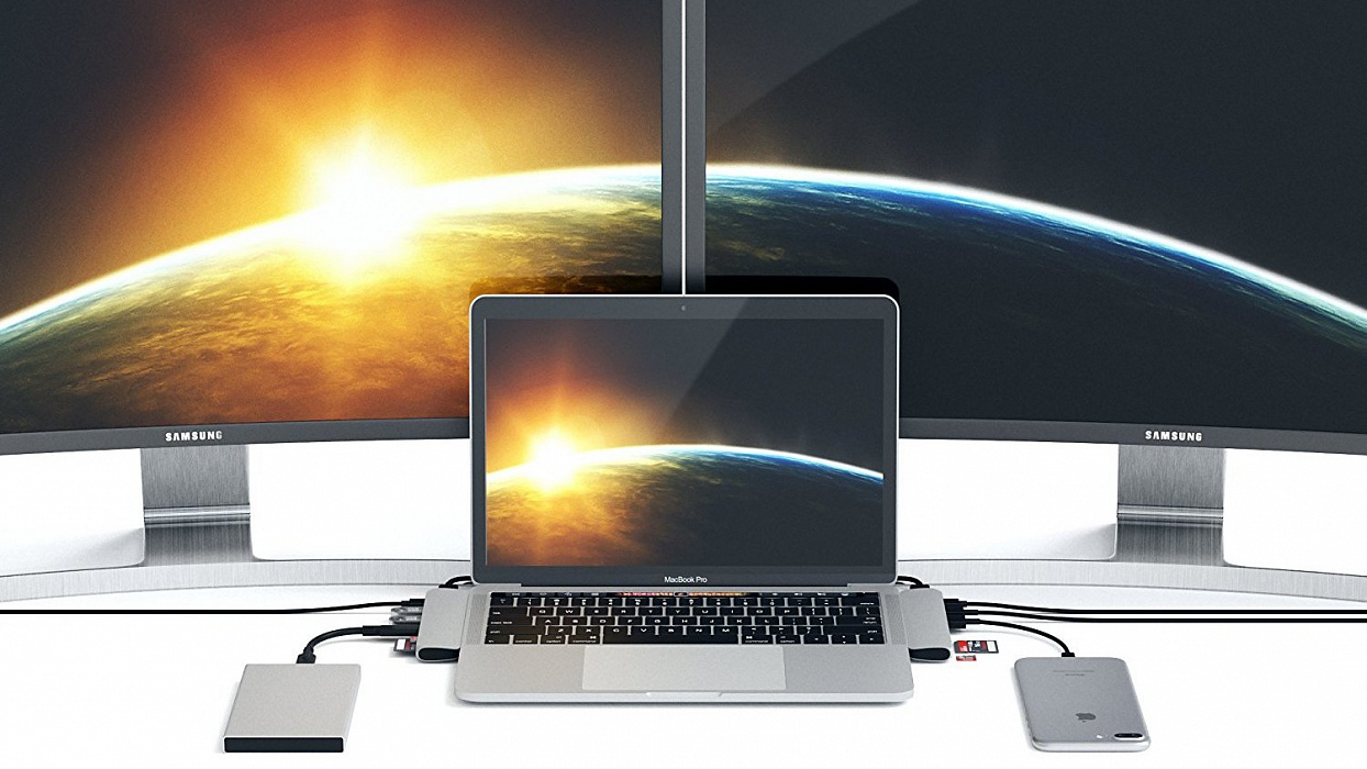 USB-хаб Satechi Aluminum Type-C Pro Hub Adapter для MacBook Pro 13”/15” 2016 (Silver) купить в интернет-магазине icover