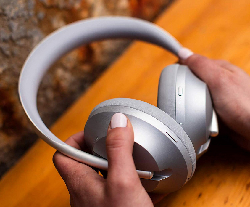 Наушники с микрофоном Bose Noise Cancelling 700 (Lux Silver) купить в интернет-магазине icover