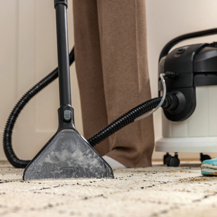 Моющий пылесос Karcher SE 4 Plus (1.081-170.0) купить в интернет-магазине icover