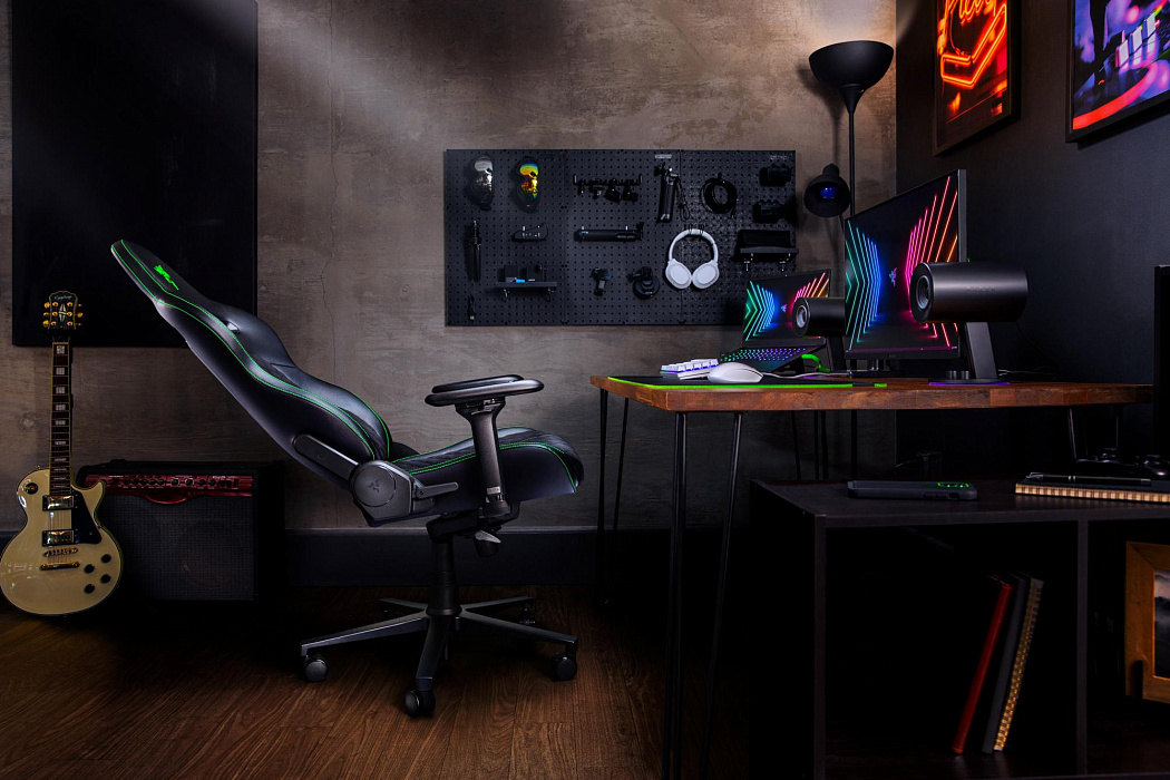 Игровое кресло Razer Enki RZ38-03720100-R3G1 (Green) купить в интернет-магазине icover