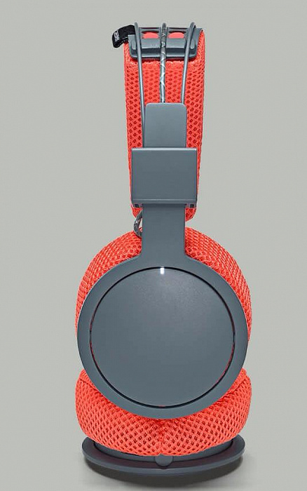 Urbanears Hellas - беспроводные наушники с микрофоном (Rush) купить в интернет-магазине icover