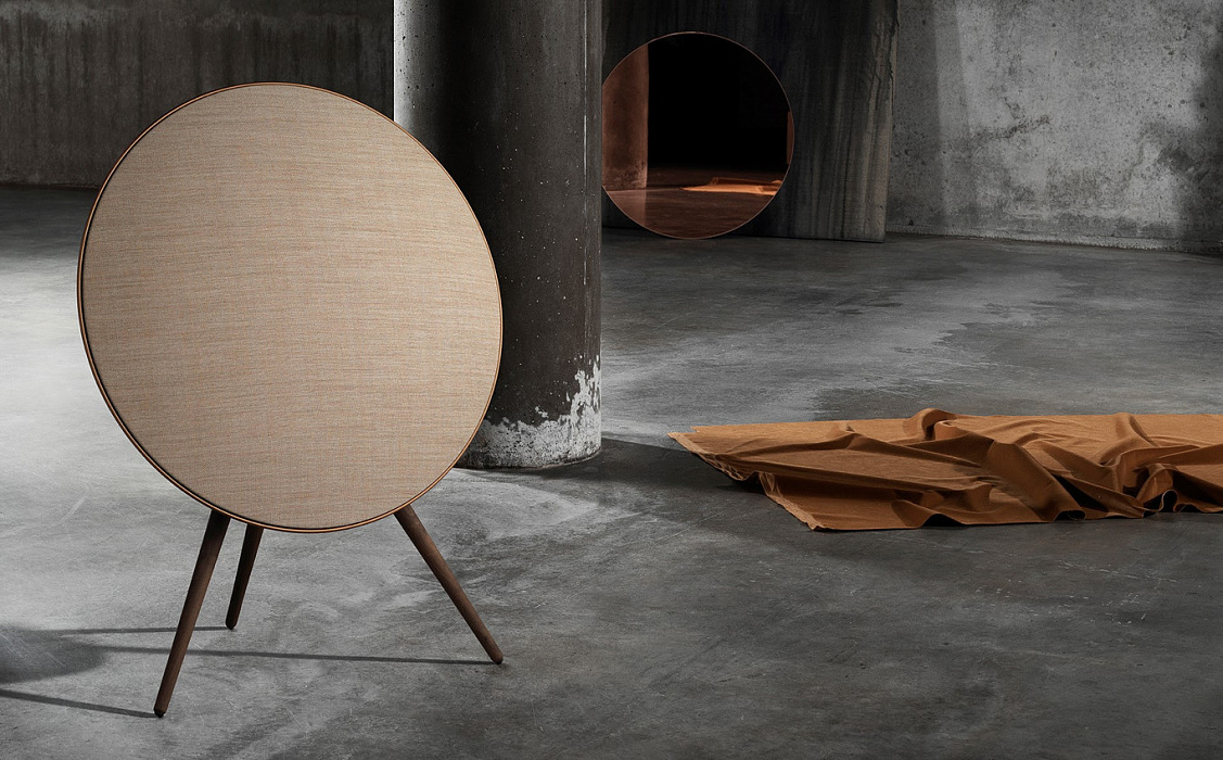 Беспроводная акустика Bang & Olufsen Beoplay A9 4nd Gen без GVA (Bronze/Walnut) купить в интернет-магазине icover