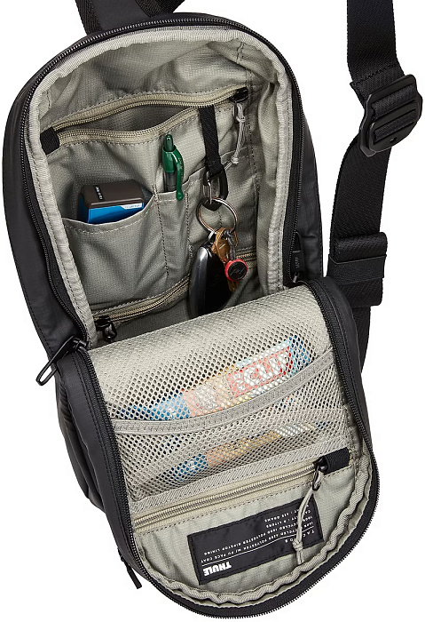 Рюкзак с одной лямкой Thule Tact Sling TACTSL08 8L для планшета 7" (Black) купить в интернет-магазине icover