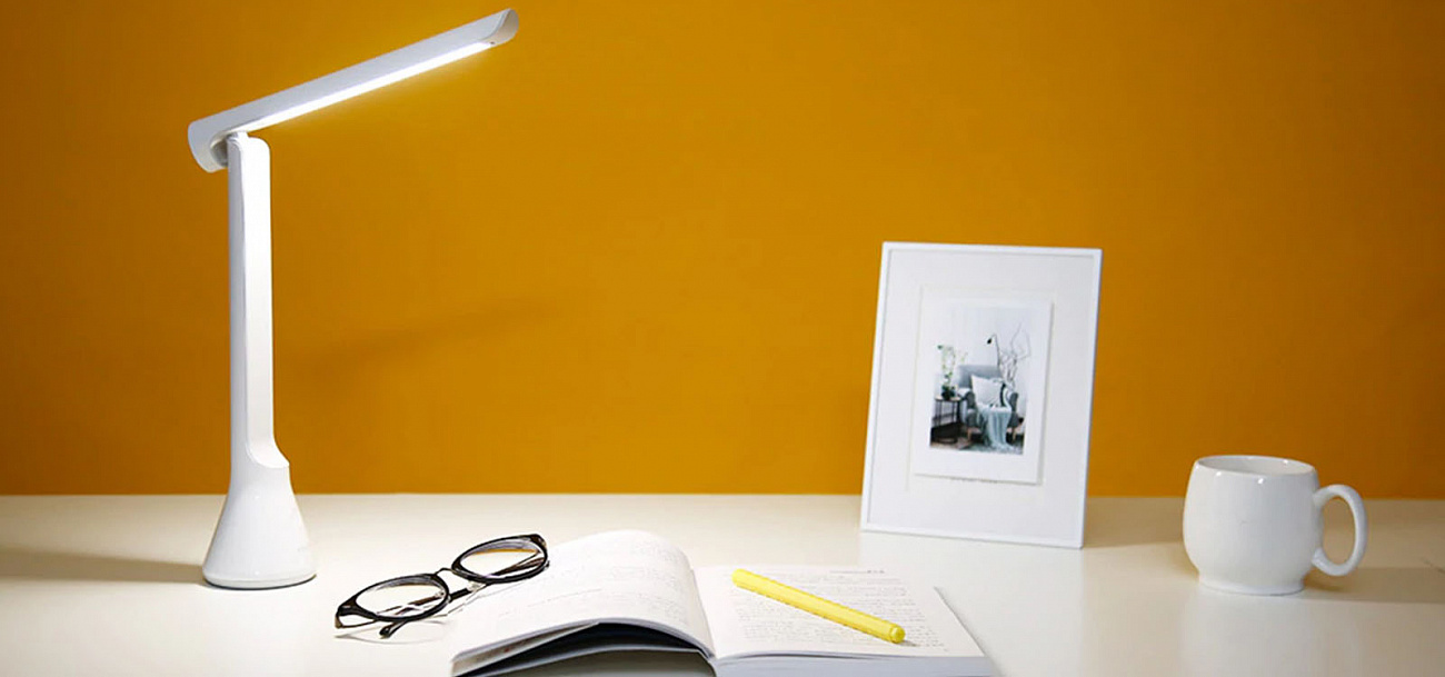 Настольная лампа Xiaomi Yeelight YLTD11YL (White) купить в интернет-магазине icover