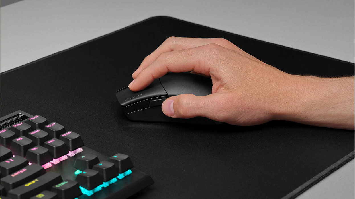 Игровая мышь Corsair Gaming Sabre RGB Pro Wireless CH-9313211-EU (Black) купить в интернет-магазине icover
