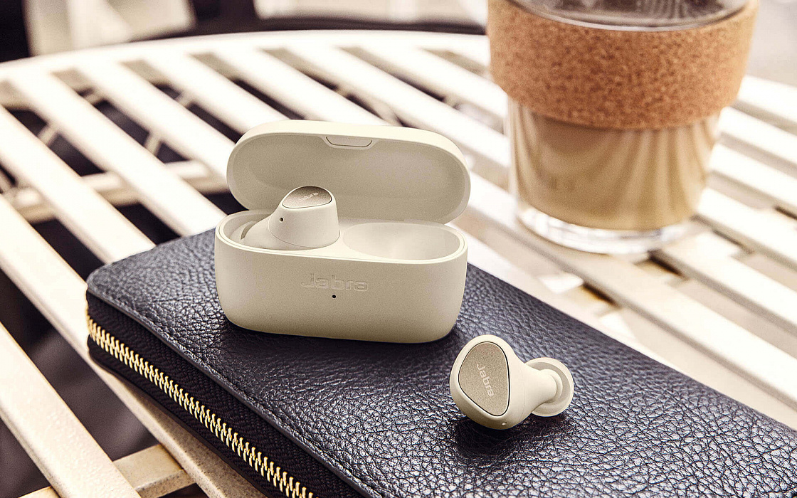 Беспроводные наушники Jabra Elite 3 100-91410003-60 (Light Beige) купить в интернет-магазине icover