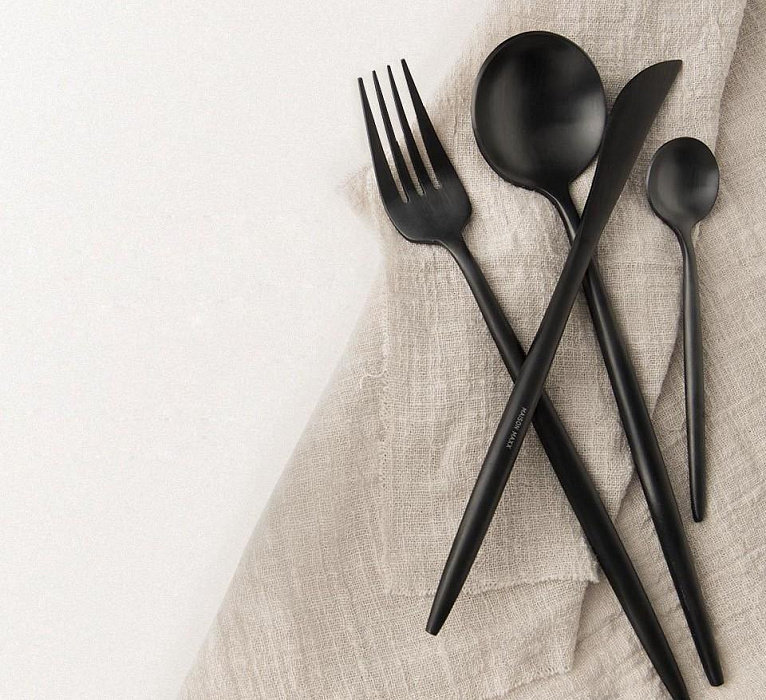 Набор столовых приборов Xiaomi Maison Maxx Stainless Steel Modern Flatware Set (Black) купить в интернет-магазине icover