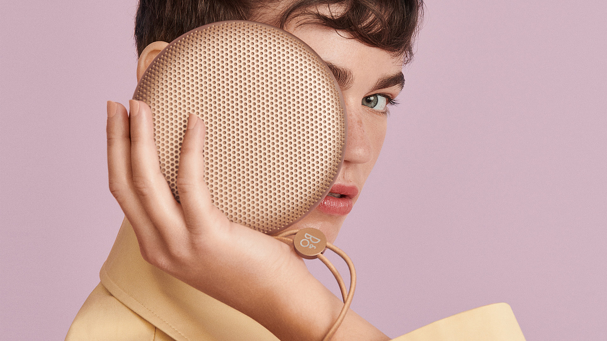 Портативная акустика Bang & Olufsen BeoPlay A1 (Tan) купить в интернет-магазине icover