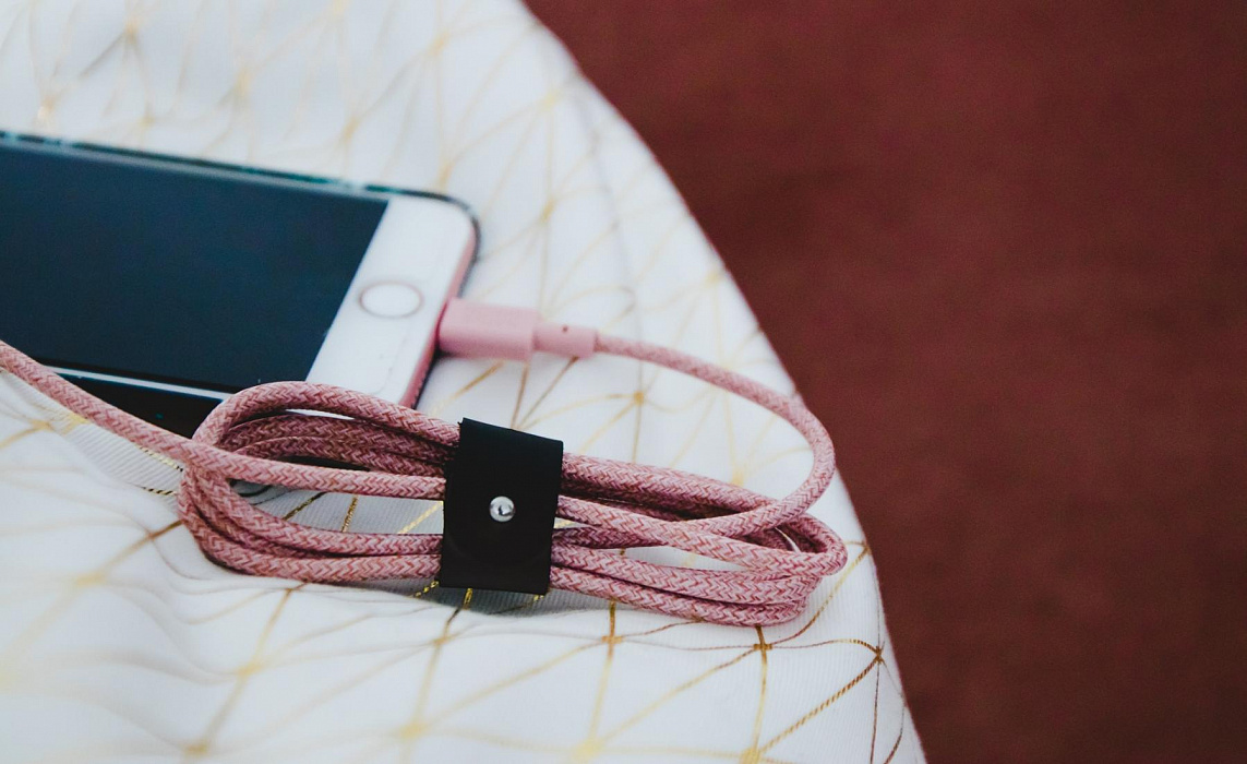 Кабель для iPod, iPhone, iPad Native Union Belt Cable (BELT-KV-L-ROSE-2) USB to Lightning 1.2m (Pink) купить в интернет-магазине icover