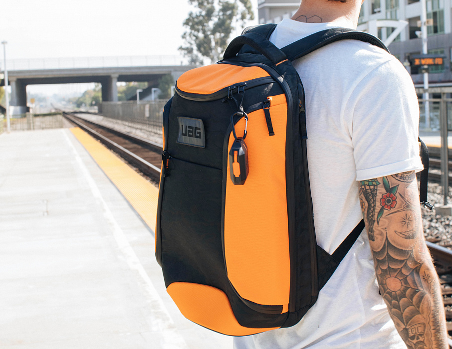 Рюкзак UAG BackPack (981830119761) для ноутбука 16" (Orange Midnight Camo) купить в интернет-магазине icover