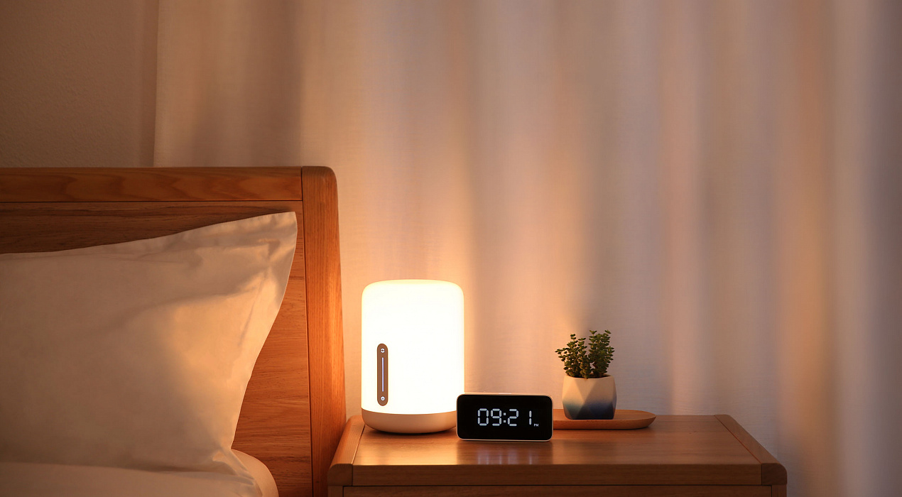 Умная лампа Xiaomi Mijia Bedside Lamp 2 с Apple Homekit (MJCTD02YL) купить в интернет-магазине icover