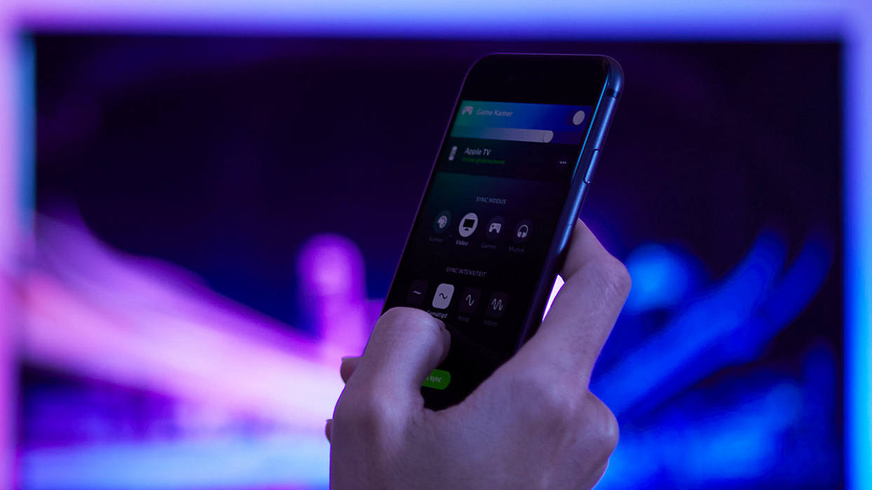 Приставка Philips Hue Play HDMI Sync Box 46677555221 (Black) купить в интернет-магазине icover