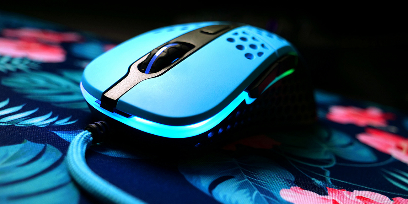 Игровая мышь Xtrfy M4 RGB (Miami Blue) купить в интернет-магазине icover