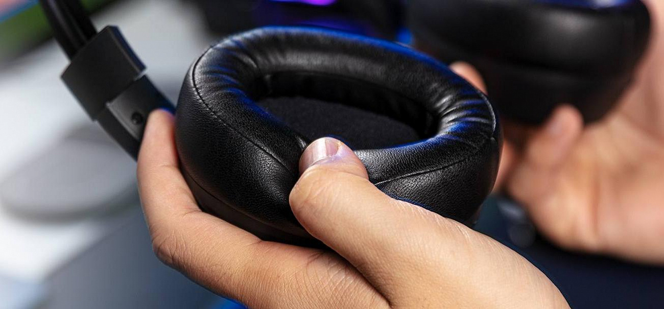 Игровая гарнитура HyperX Cloud Flight S HX-HSCFS-SG/WW (Black) купить в интернет-магазине icover