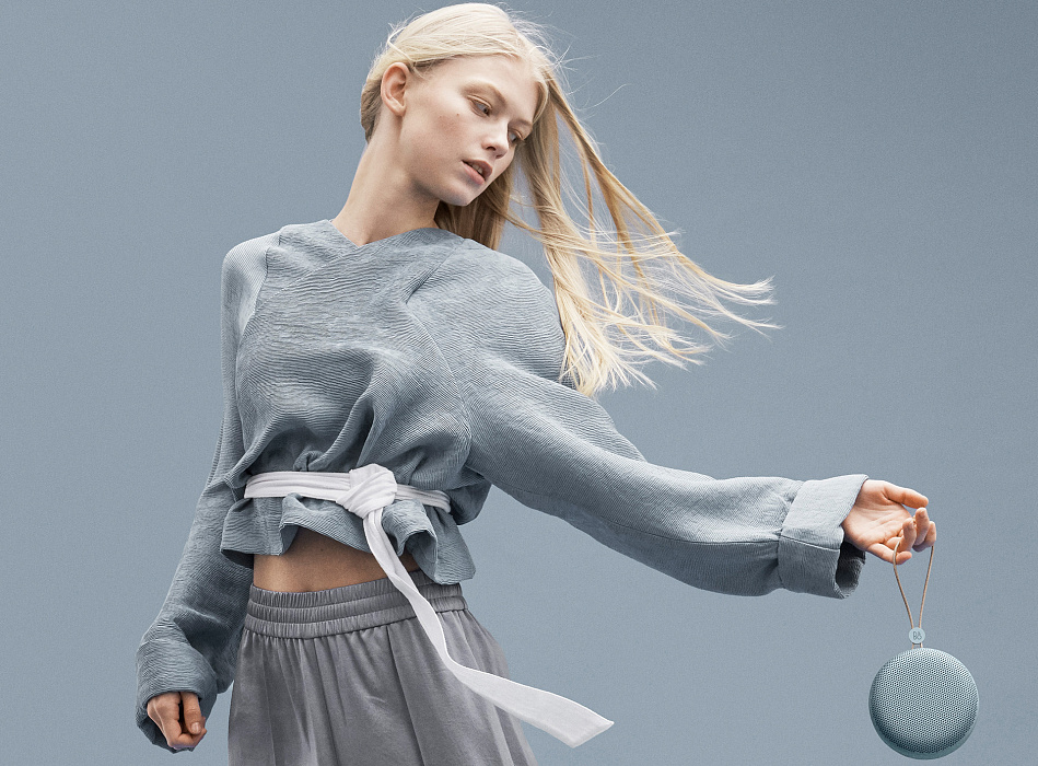 Портативная акустика Bang & Olufsen BeoPlay A1 (Sky) купить в интернет-магазине icover