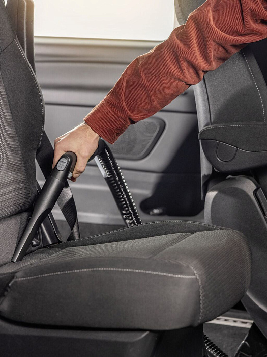 Пылесос моющий Karcher SE 5 Car EU 1.081-231.0 (White) купить в интернет-магазине icover