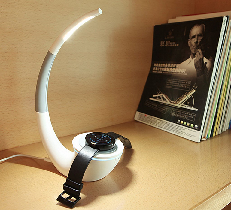 Лампа Nillkin Phantom с беспроводной зарядкой (White) купить в интернет-магазине icover
