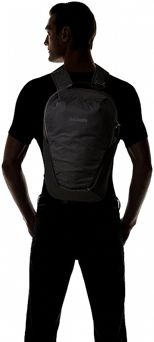 Рюкзак PacSafe Venturesafe X18 для ноутбука 13" (Black) купить в интернет-магазине icover