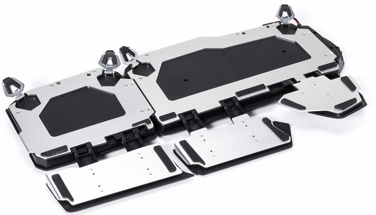 Mad Catz S.T.R.I.K.E.7 (MCB43109R002/02/1) - игровая клавиатура (Black) купить в интернет-магазине icover