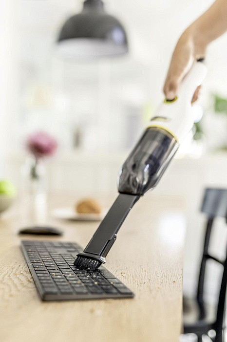 Пылесос ручной Karcher CVH 2-4 (1.198-450.0) купить в интернет-магазине icover