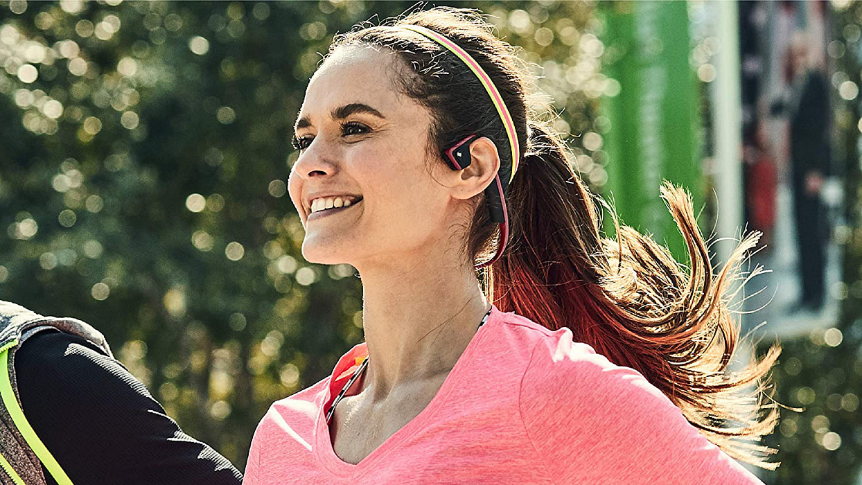 Беспроводные наушники Aftershokz Trekz Titanium AS600CR (Canyon Red) купить в интернет-магазине icover