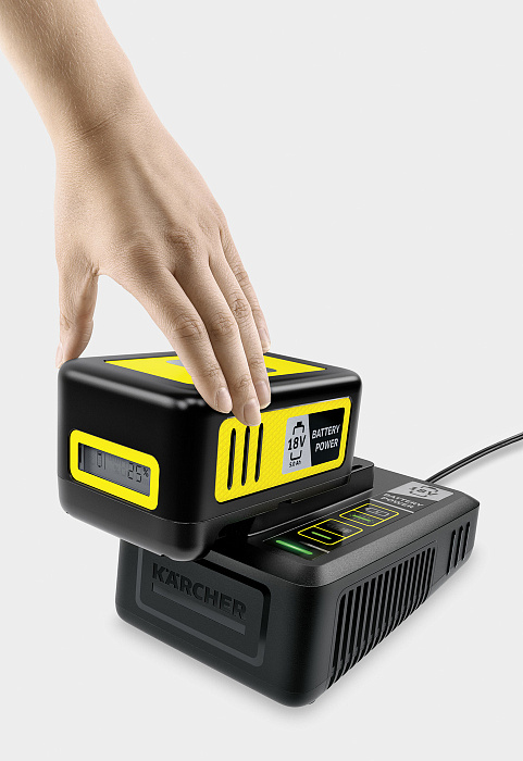 Комплект аккумулятор + быстрое зарядное устройство Karcher Starter Kit Battery Power 18/50 (2.445-063.0) купить в интернет-магазине icover