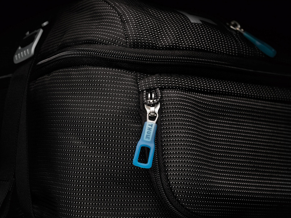 Дорожная сумка Thule Crossover Rolling Duffel 56L (Black) купить в интернет-магазине icover