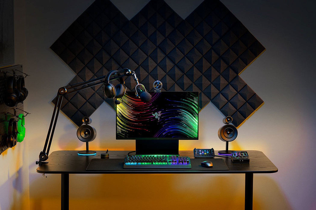 Контроллер для потоковых трансляций и работы с контентом Razer Stream Controller RZ20-04350100-R3M1 (Black) купить в интернет-магазине icover