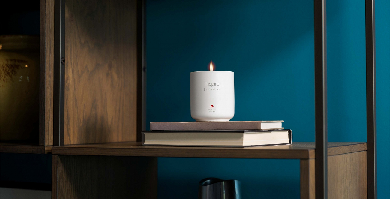 Ароматизированная свеча Twelve South Inspire Mac Candle с запахом нового MacBook (24-1616) купить в интернет-магазине icover