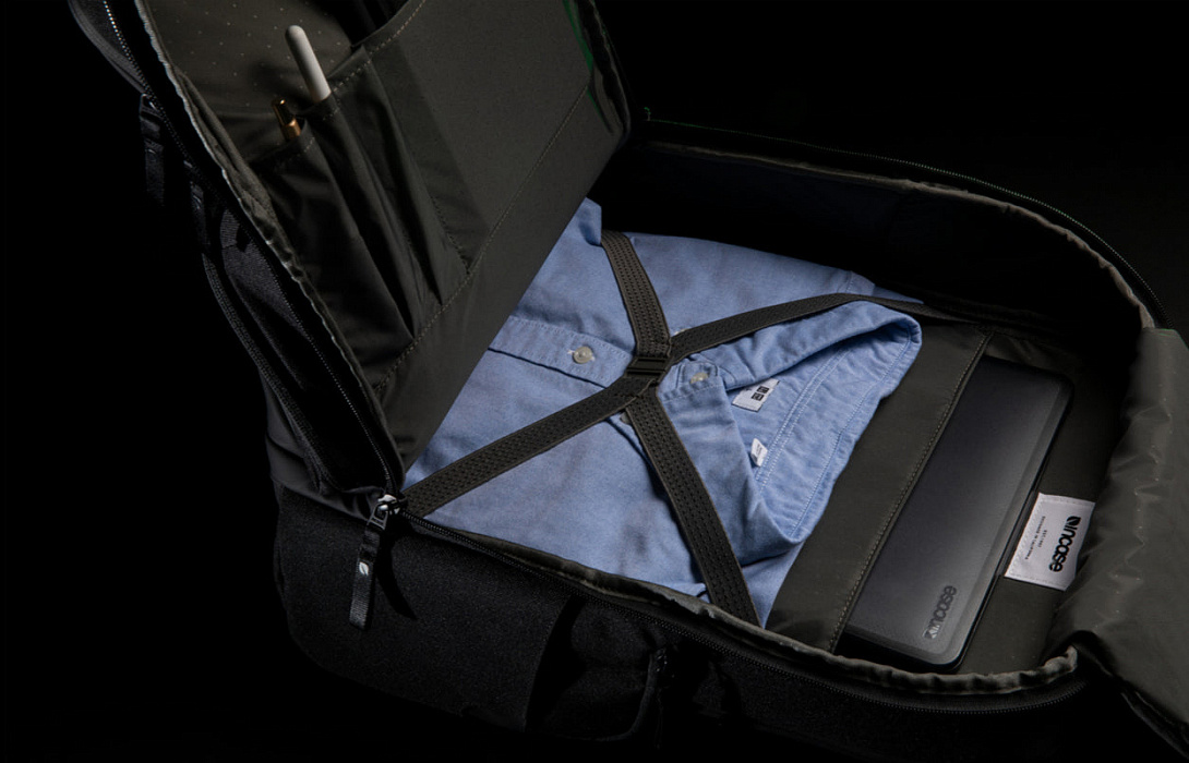 Рюкзак Incase A.R.C. Commuter Pack (INCO100683-BLK) для ноутбука 16" (Black) купить в интернет-магазине icover