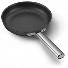 Купить сковорода smeg ckff2401blm (black) в Москве. В нашем каталоге интернет-магазина icover.ru вы можете ознакомиться с ценами, подробным описанием, фотографиями и техническими характеристиками. Низкие цены. Высокое качество. Доставка по России. Заказать товары по телефону +7(495)229-39-50 Сковорода Smeg CKFF2401BLM (Black) купить в интернет-магазине icover
