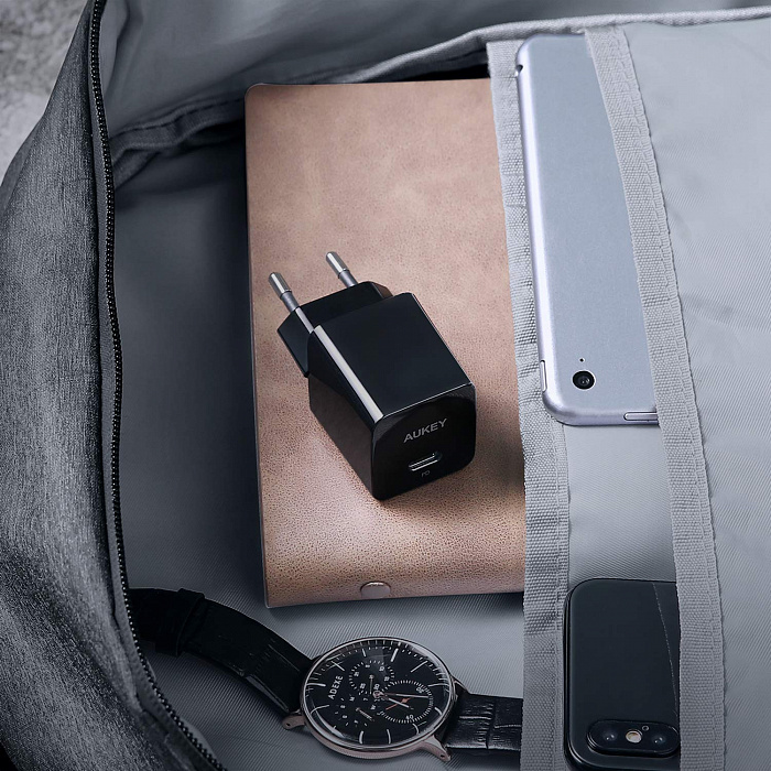 Сетевое зарядное устройство Aukey Wall Charger PD USB-C PA-Y18 (Black) купить в интернет-магазине icover