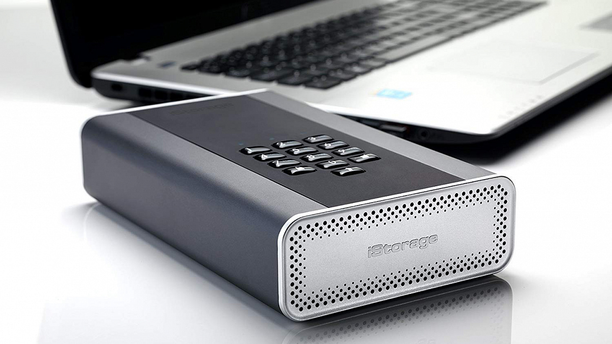Защищенный внешний накопитель iStorage DiskAshur DT2 5Tb HDD (Silver) купить в интернет-магазине icover