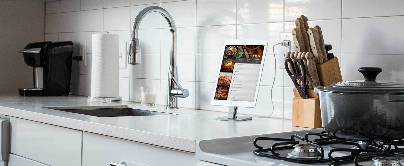 Универсальная док-станция Twelve South HiRise Deluxe (Silver) купить в интернет-магазине icover