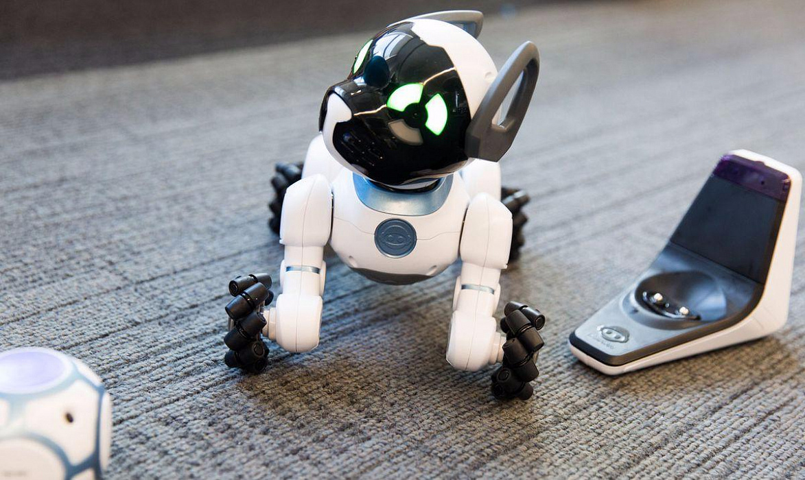 Робот-собака WowWee CHiP (White) купить в интернет-магазине icover