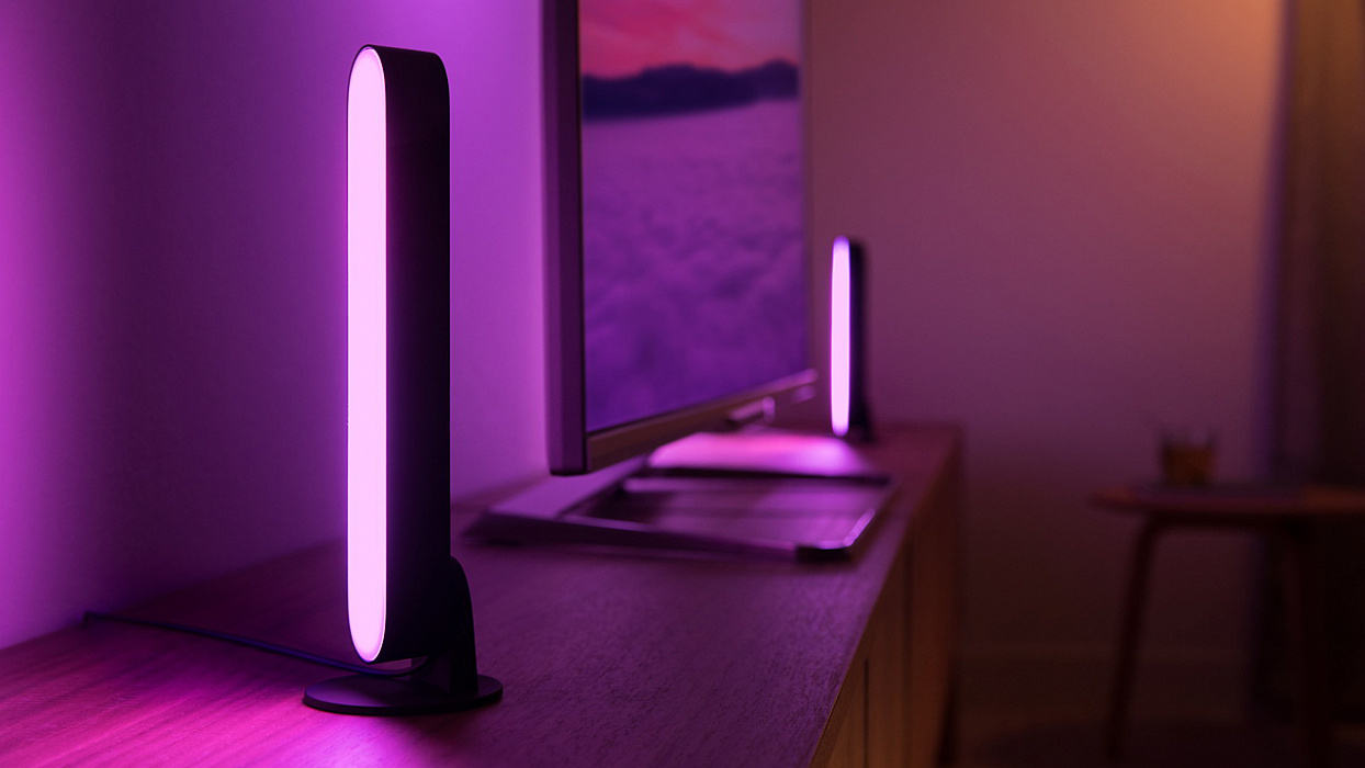 Комплект умных светодиодных ламп Philips Hue Play 2 шт (Black) купить в интернет-магазине icover