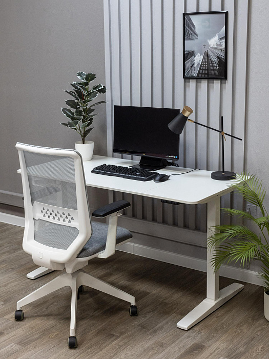 Стол игровой Бюрократ Knight Table T3 (White) купить в интернет-магазине icover