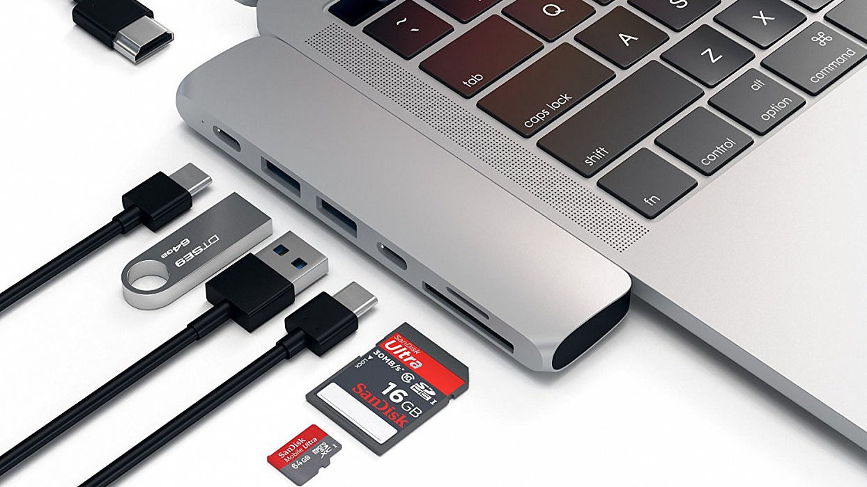 USB-хаб Satechi Aluminum Type-C Pro Hub Adapter для MacBook Pro 13”/15” 2016 (Silver) купить в интернет-магазине icover