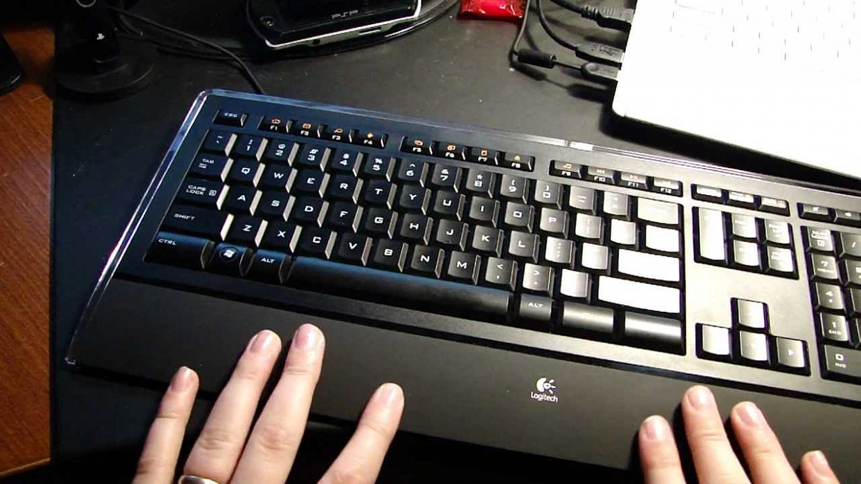 USB-клавиатура Logitech Illuminated K740 920-005695 (Black) купить в интернет-магазине icover