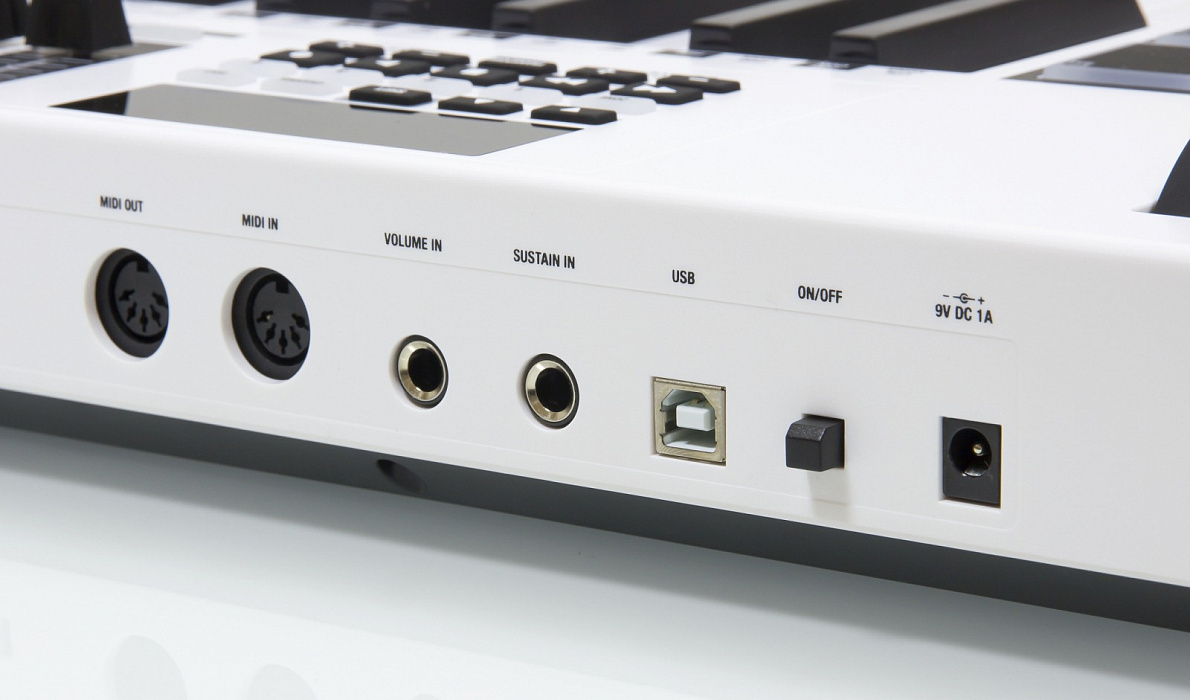 M-Audio CODE 61 - MIDI-клавиатура (White) купить в интернет-магазине icover