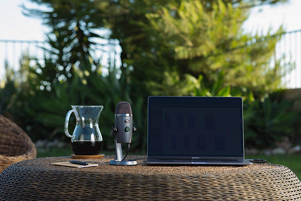 Конденсаторный микрофон Blue Microphones Yeti Nano (Shadow Grey) купить в интернет-магазине icover