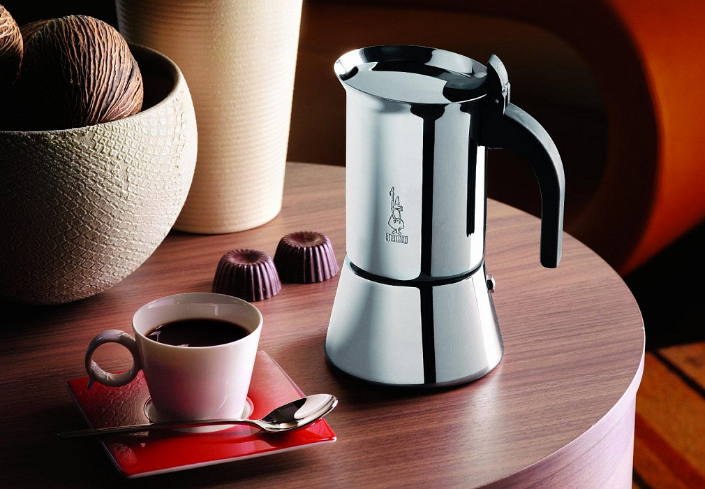 Гейзерная кофеварка Bialetti Venus Elegance (1682) купить в интернет-магазине icover