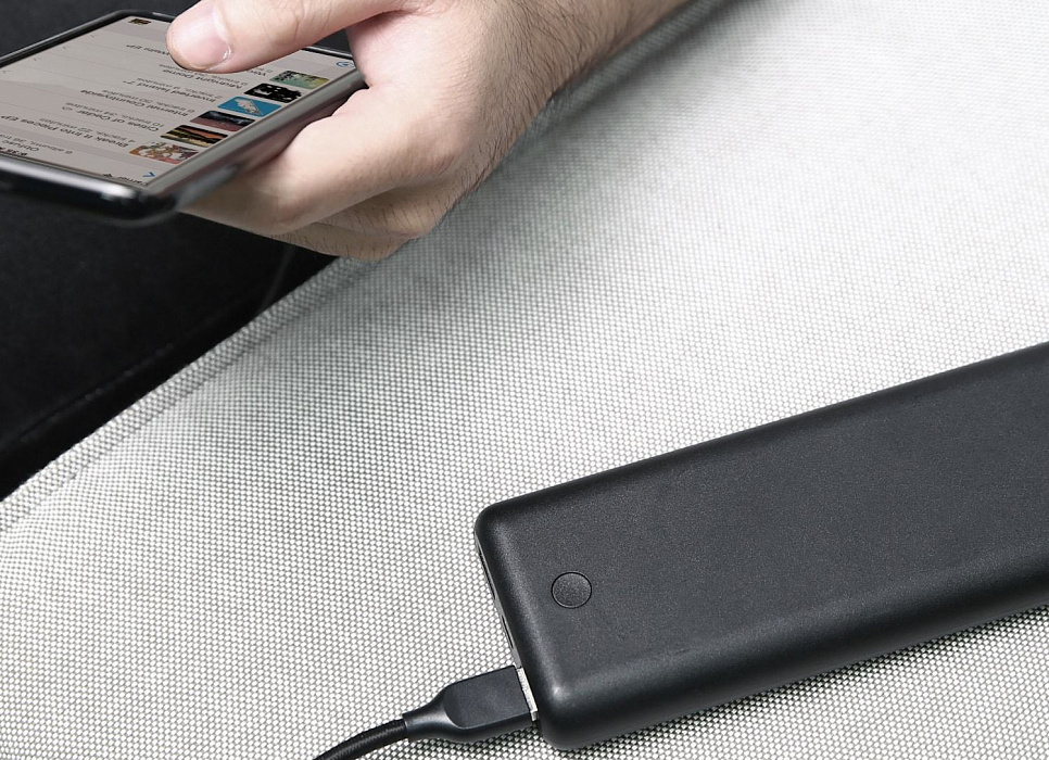 Внешний аккумулятор Aukey Power Bank (PB-XD20) 20100 mAh USB-C (Black) купить в интернет-магазине icover