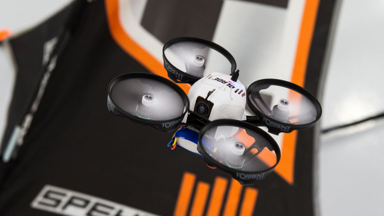 Квадрокоптер Blade Torrent 110 FPV BNF BLH04050 (White) купить в интернет-магазине icover