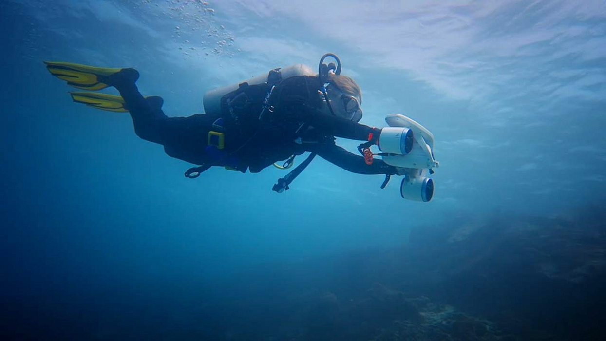 Подводный скутер Sublue WhiteShark Mix (Aqua Blue) купить в интернет-магазине icover