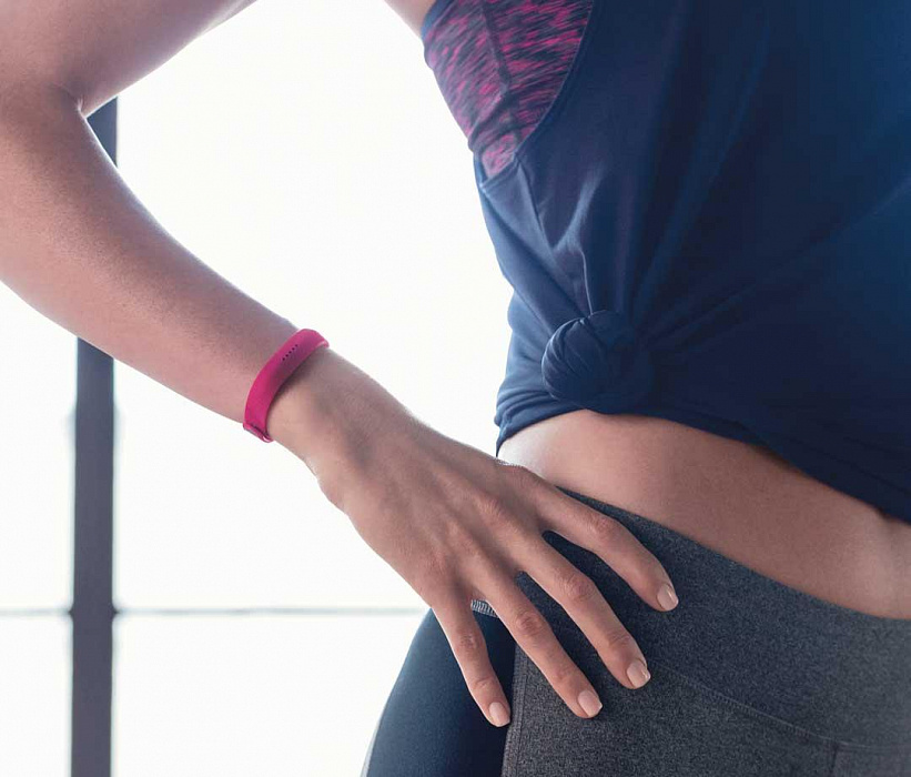 Fitbit Flex 2 - спортивный браслет (Magenta) купить в интернет-магазине icover