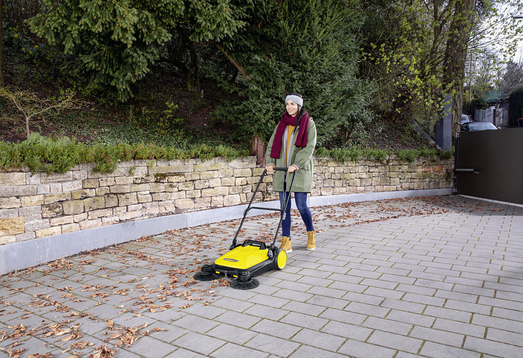Подметальная машина Karcher S 4 Twin (Black/Yellow) купить в интернет-магазине icover