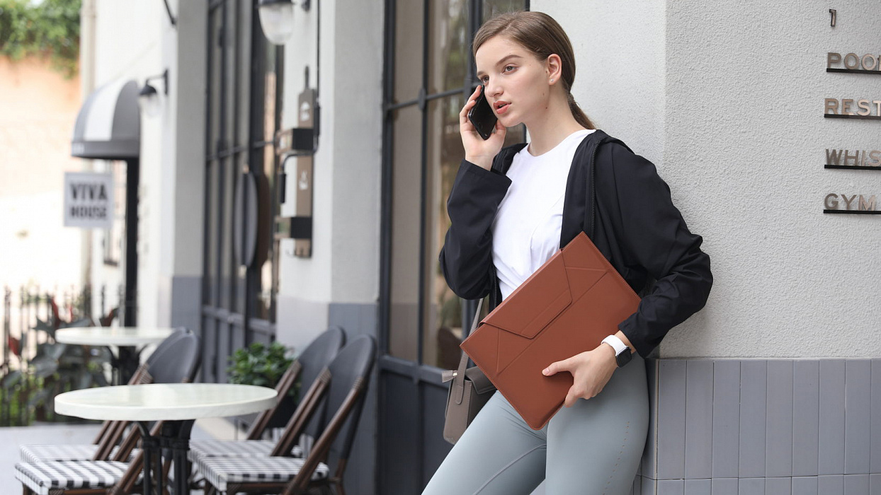 Чехол MOFT Carry Sleeve для ноутбука 13" (Brown) купить в интернет-магазине icover