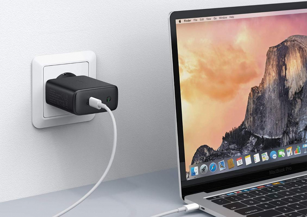 Сетевое зарядное устройство Aukey 60W PD Wall Charger with GaN Power Tech (Black) купить в интернет-магазине icover