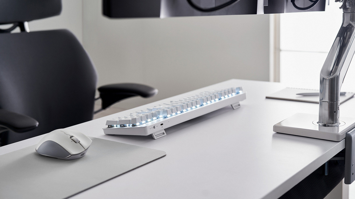 Коврик для мыши Razer Pro Glide RZ02-03331500-R3M1 (Grey) купить в интернет-магазине icover